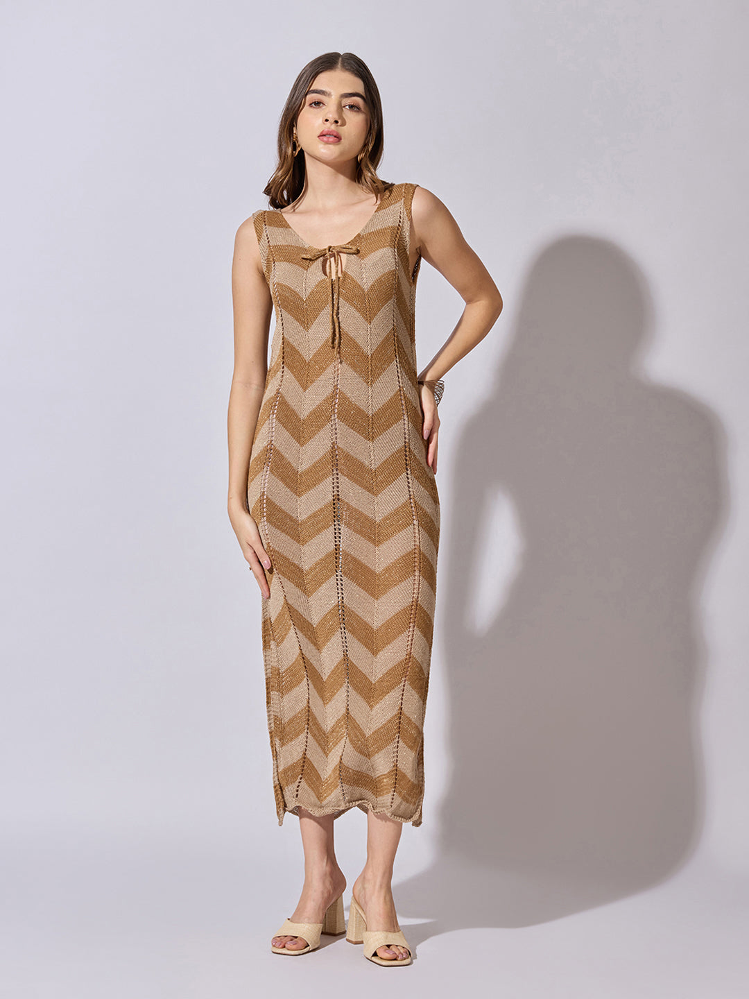 Women's Knitted Brown Chevron Pattern Sleeveless Midi Dress