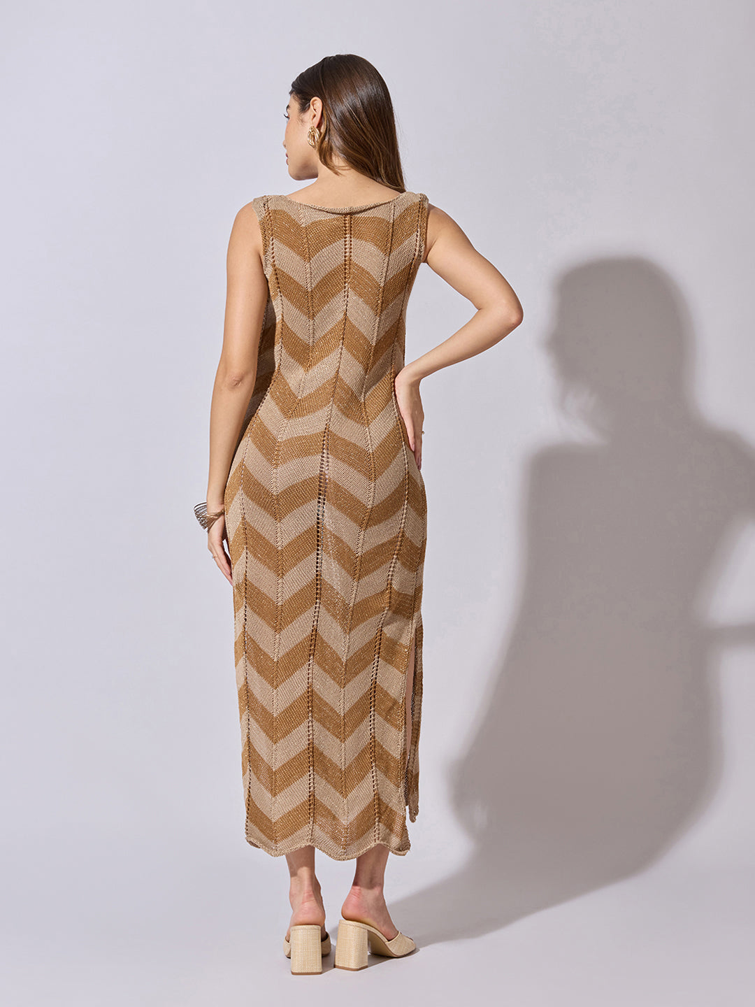 Women's Knitted Brown Chevron Pattern Sleeveless Midi Dress