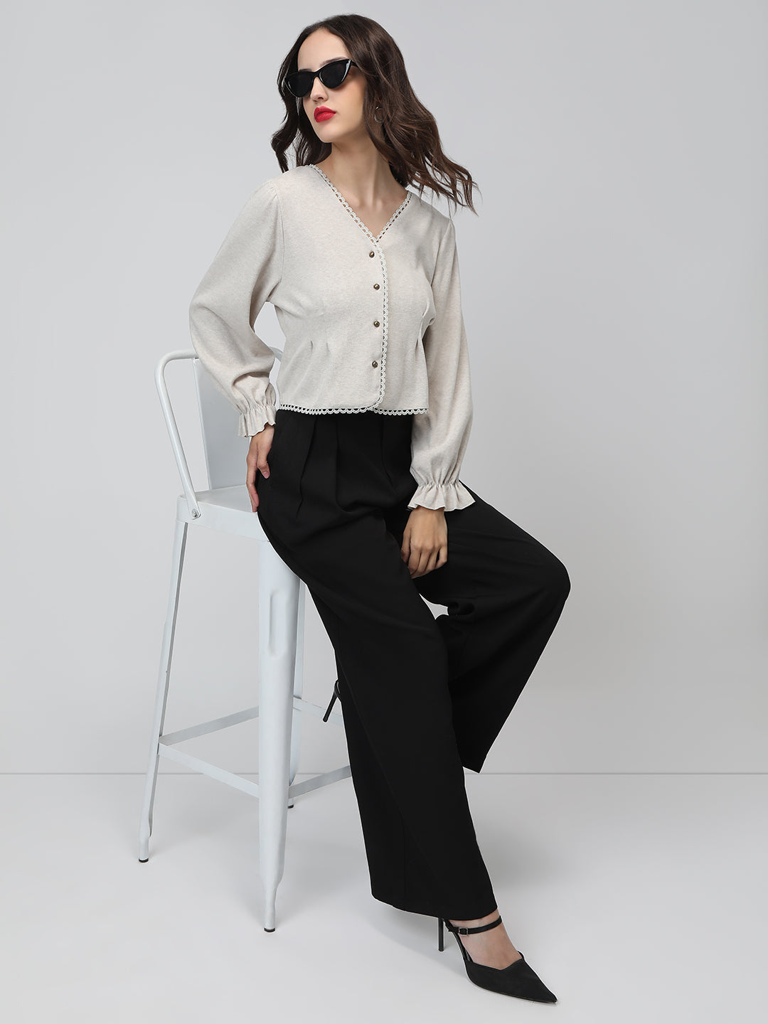 Women's Grey V-Neck Button Down Long Sleeve Crop Top with Trim Detail