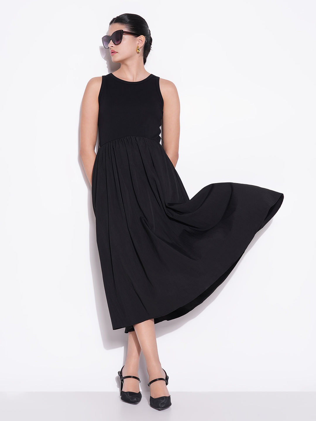 Women Solid Black Fit and Flare Dress