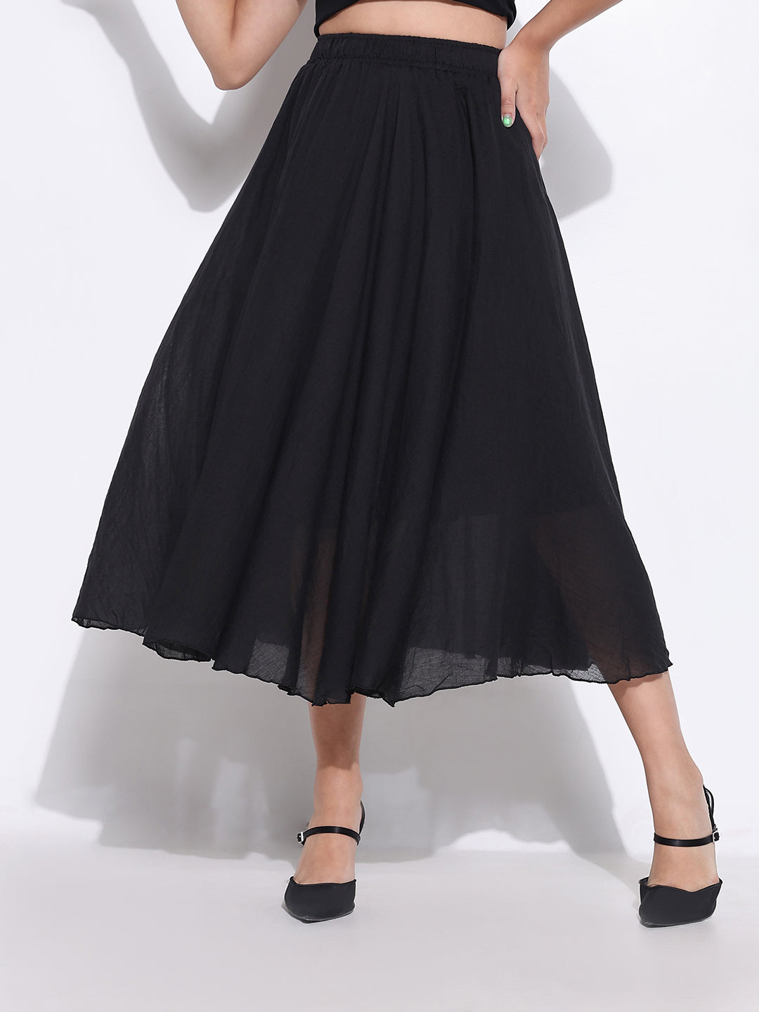 Women Black Solid Flared Skirt