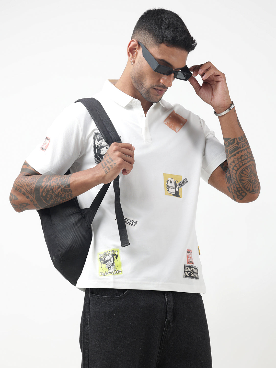 Men's Graphic Print Off-White Relaxed Fit Polo T-Shirt