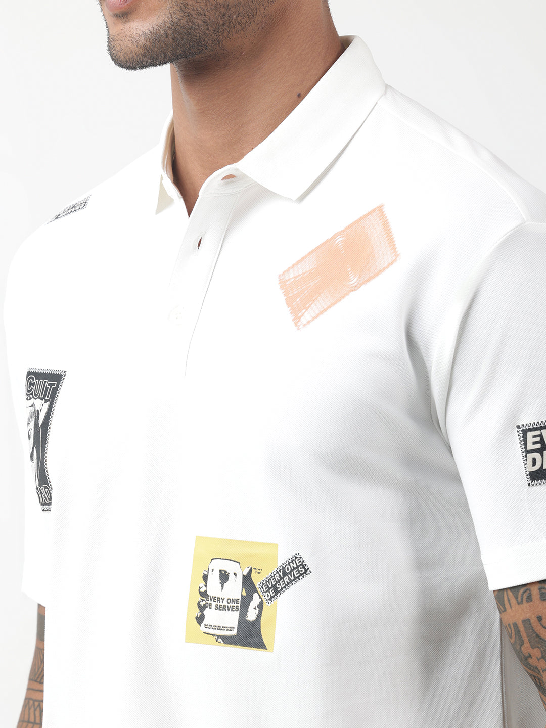 Men's Graphic Print Off-White Relaxed Fit Polo T-Shirt