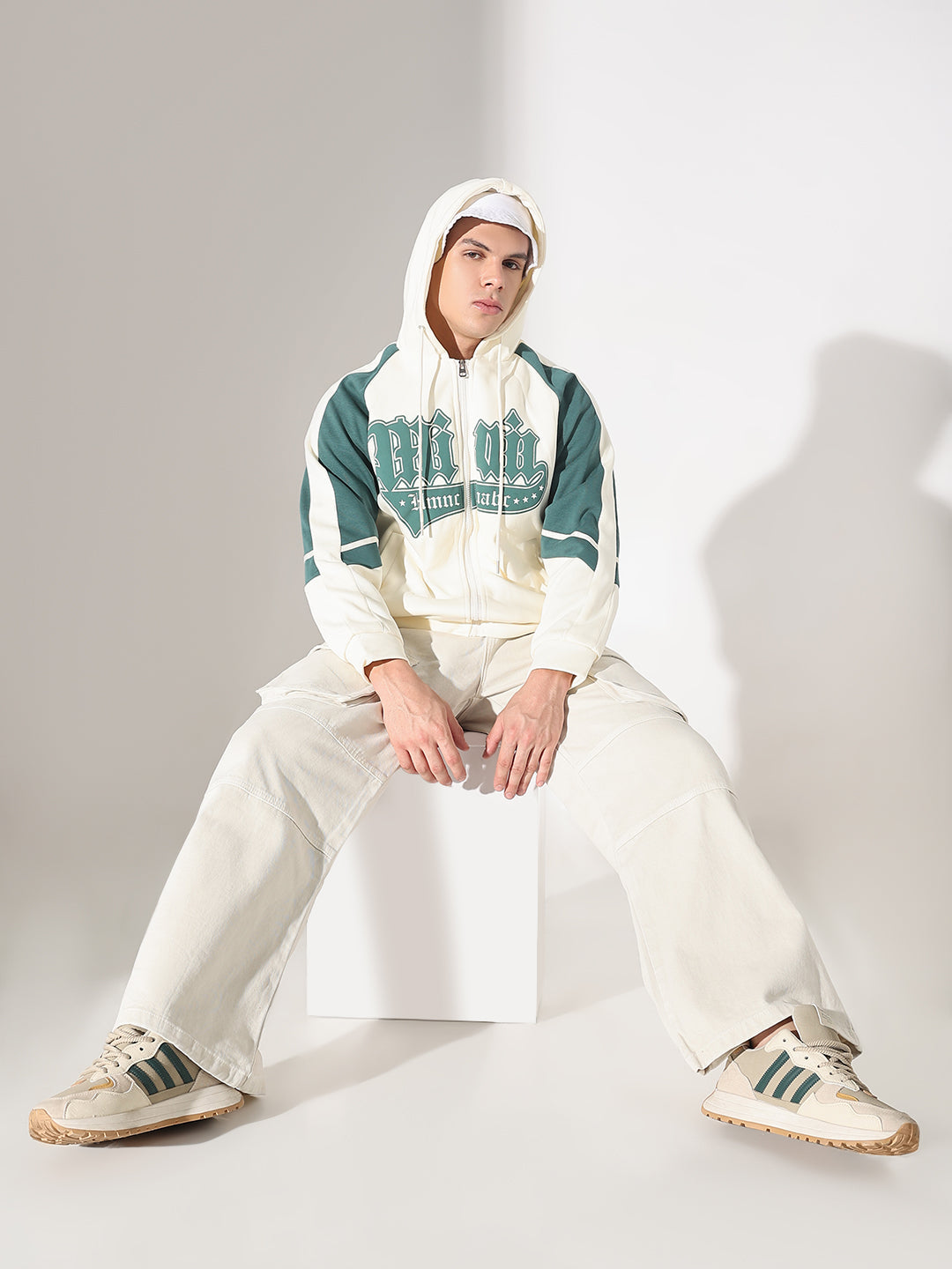 Men's Typography Cream Graphic Slim Fit Zip Up Hoodie