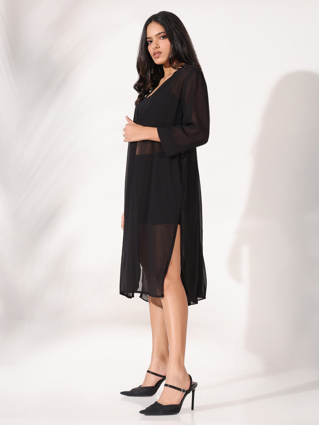 Women Black Solid Longline Shrug