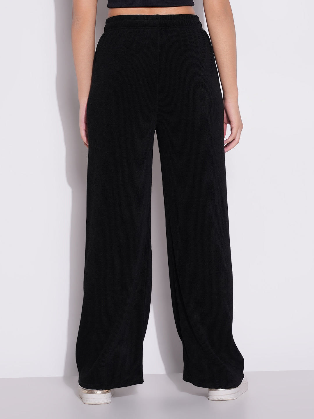 Women Black Solid Parallel Trousers