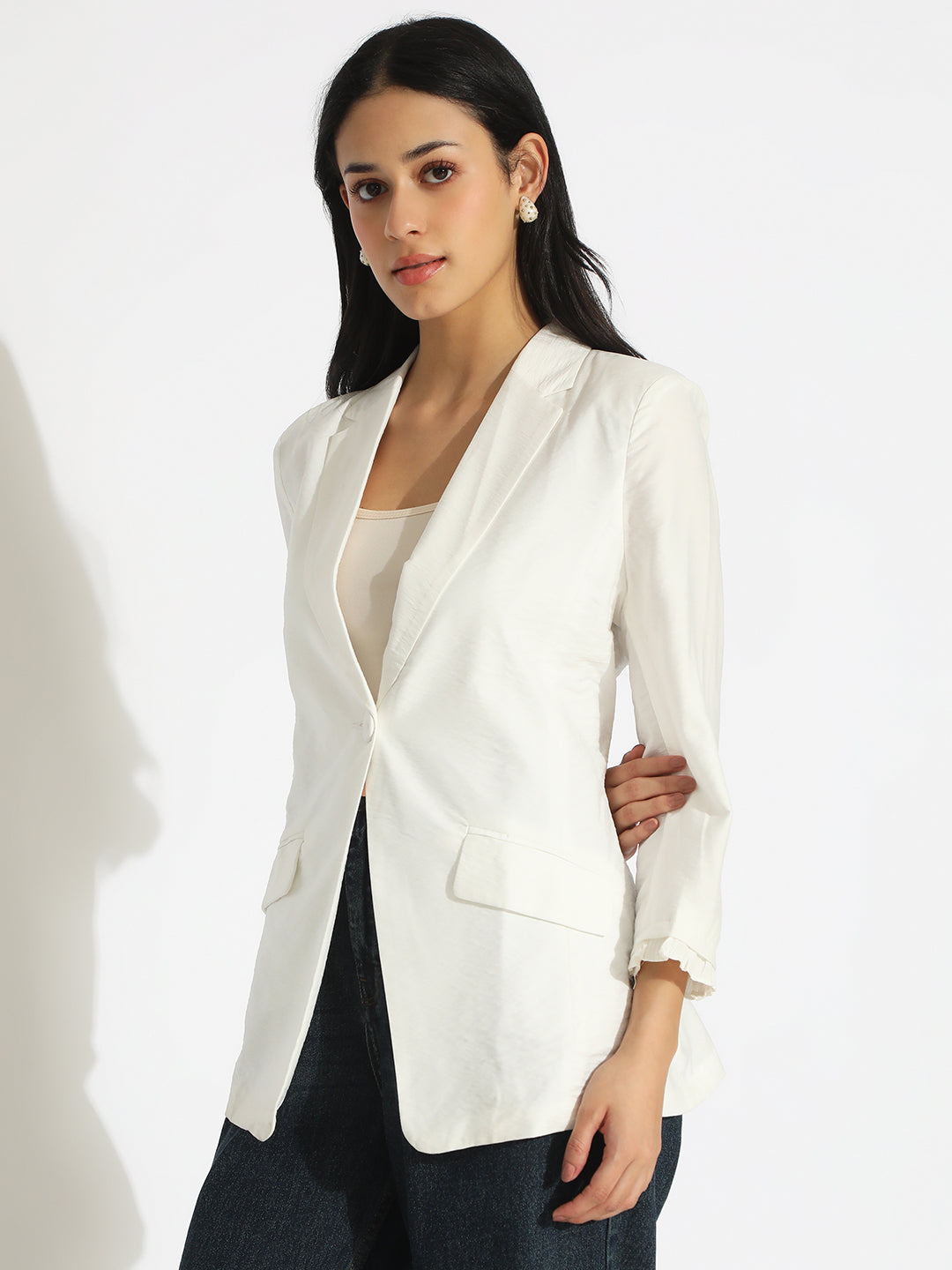 Women's White Single-Breasted Blazer with 3/4 Sleeve and Ruched Cuff