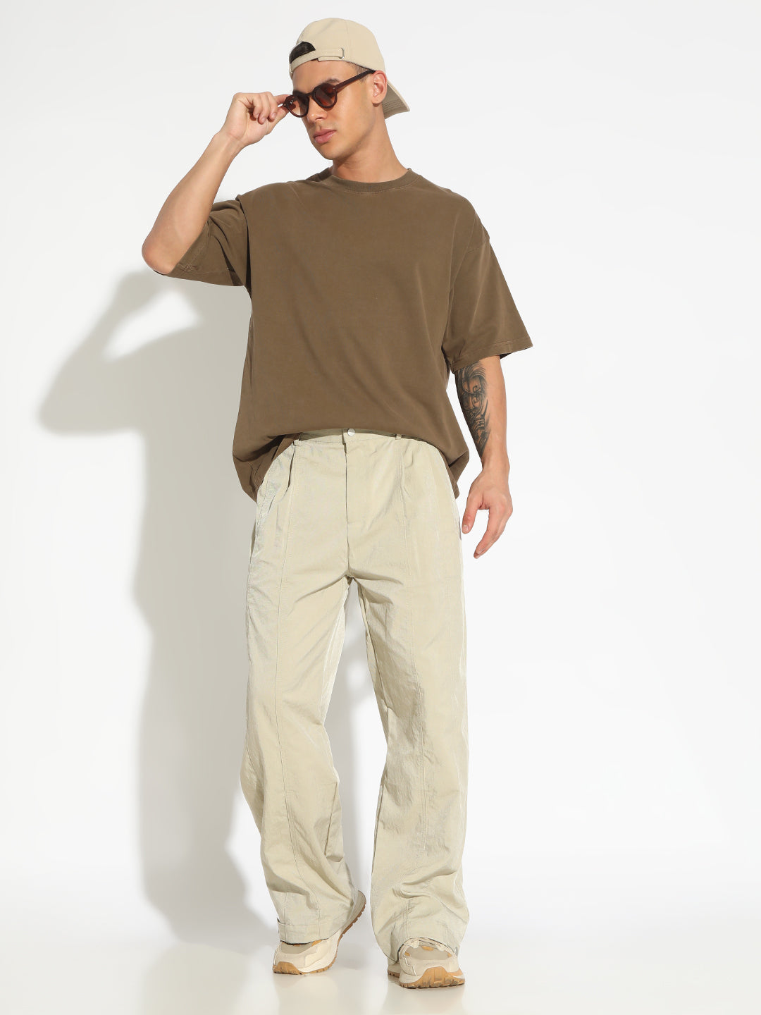 Men's Beige Straight Fit Pleated Trousers with Adjustable Waist