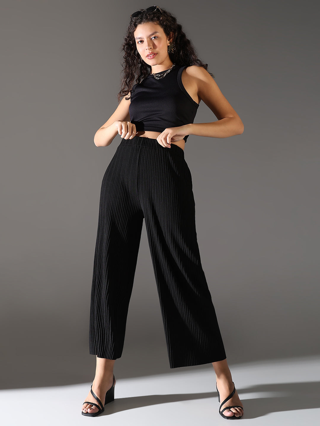 Women Black Solid Parallel Trousers