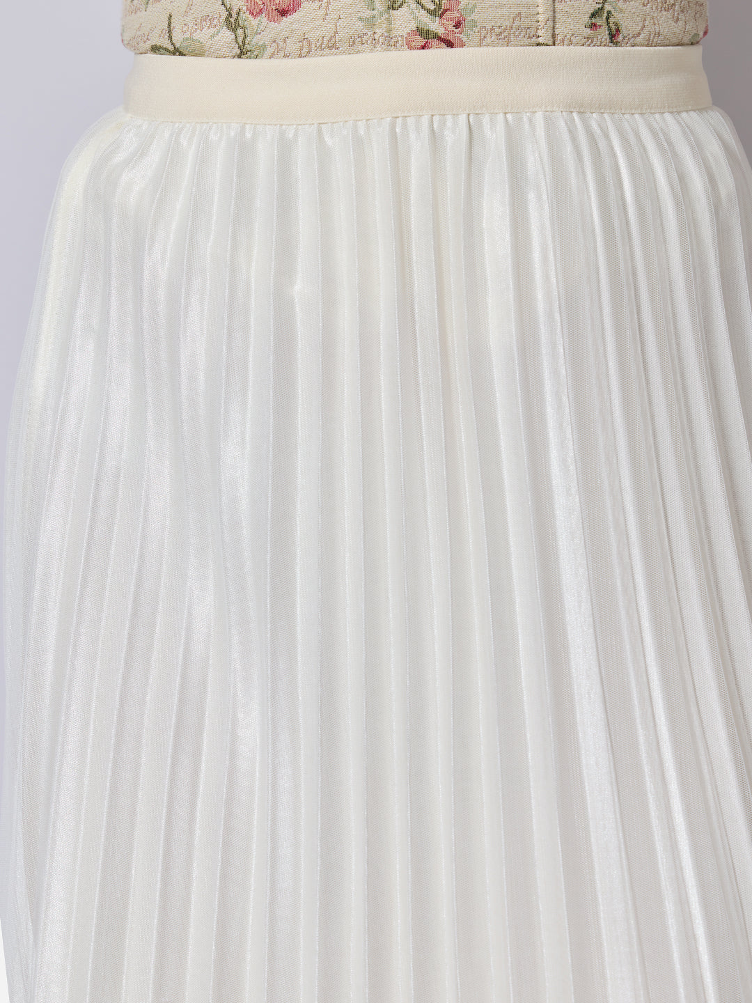 Women's Pleated Cream Midi Skirt with Pearl Embellished Hem