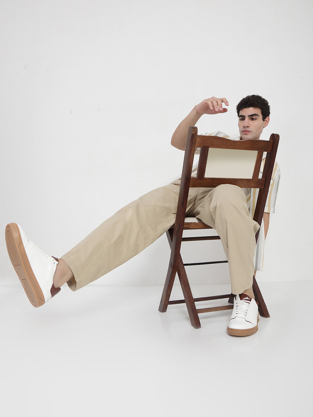 Men's Cotton Beige Relaxed Fit Trousers