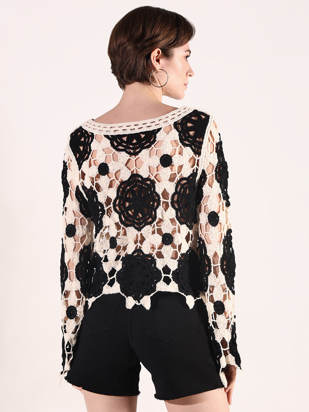 Women's Black Floral Crochet Top
