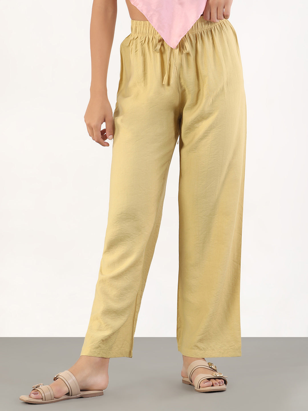 Women Beige Loose Fit Solid Parallel Trousers