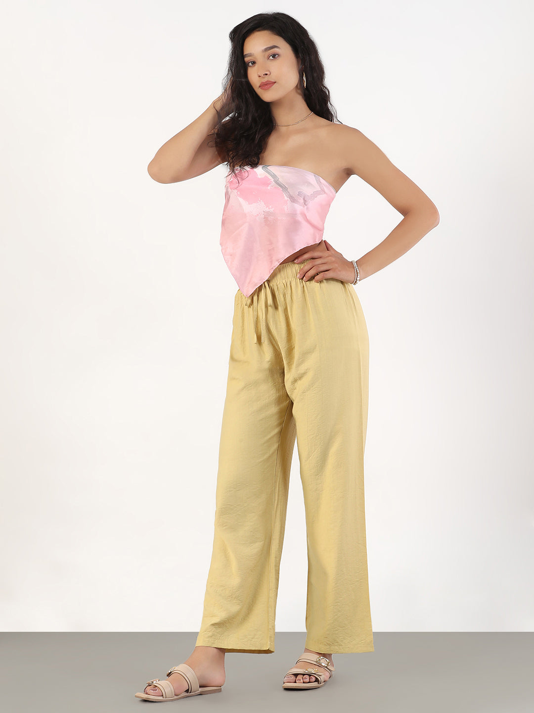 Women Beige Loose Fit Solid Parallel Trousers