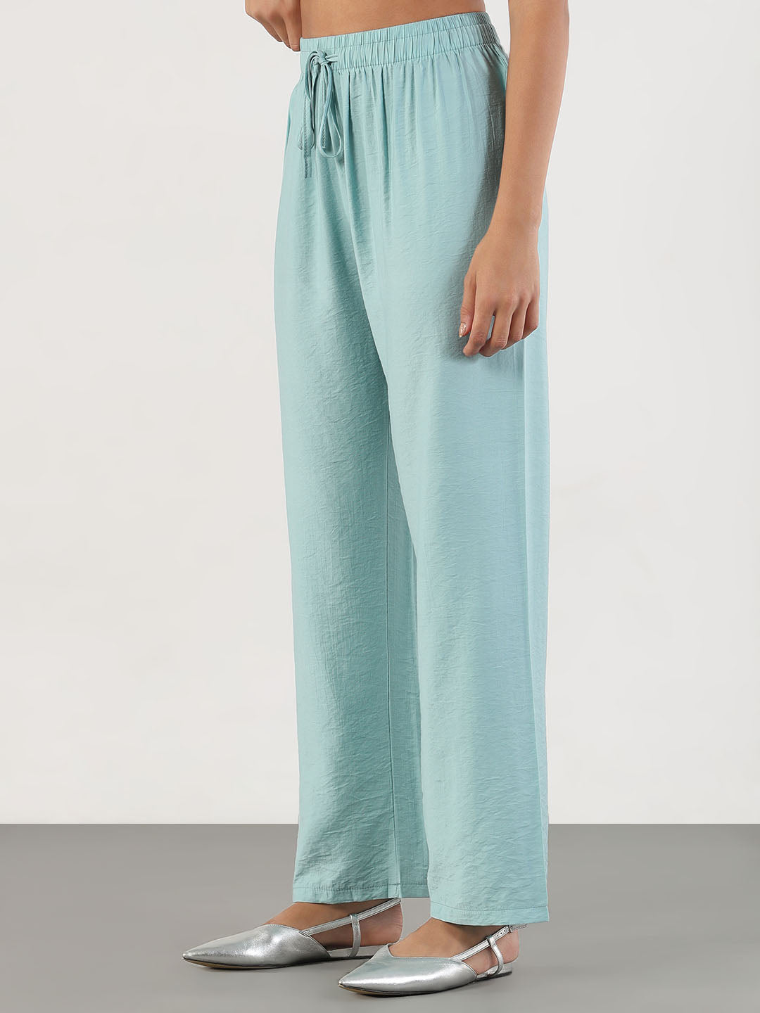 Women Blue Loose Fit Solid Parallel Trousers