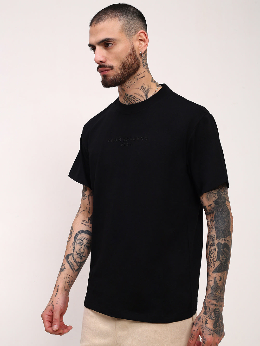 Men Black Solid T Shirt