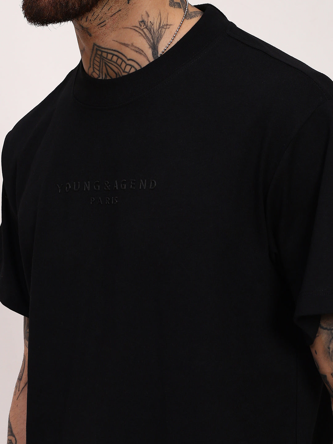 Men Black Solid T Shirt