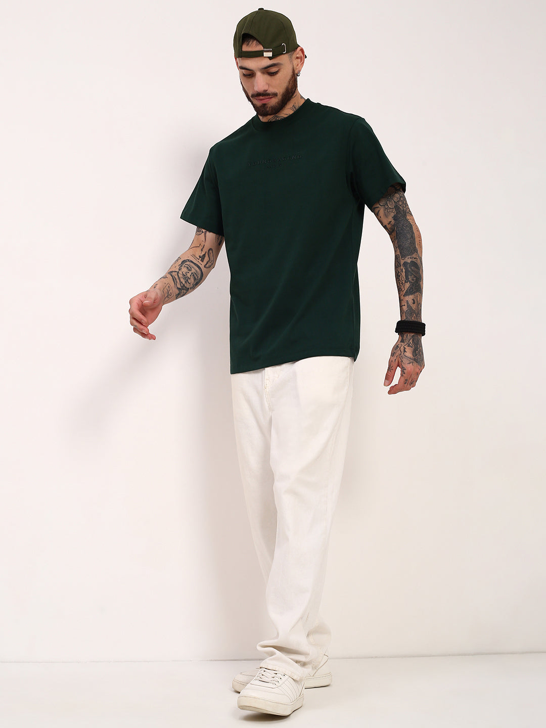 Men Green Solid T Shirt