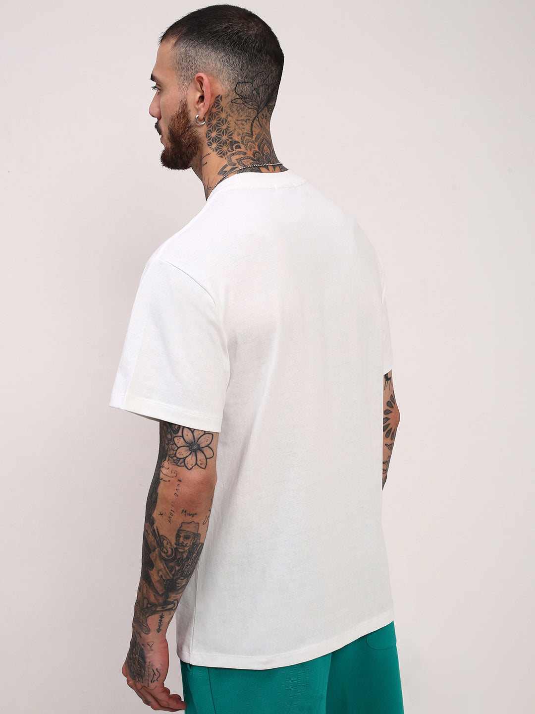 Men White Solid T Shirt