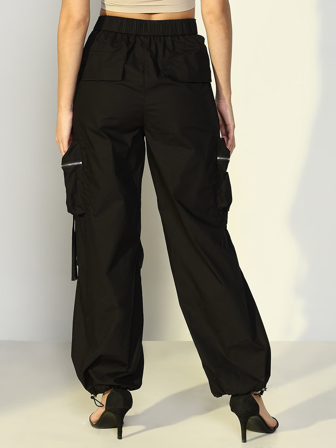 Women Solid Black Parachute Trouser