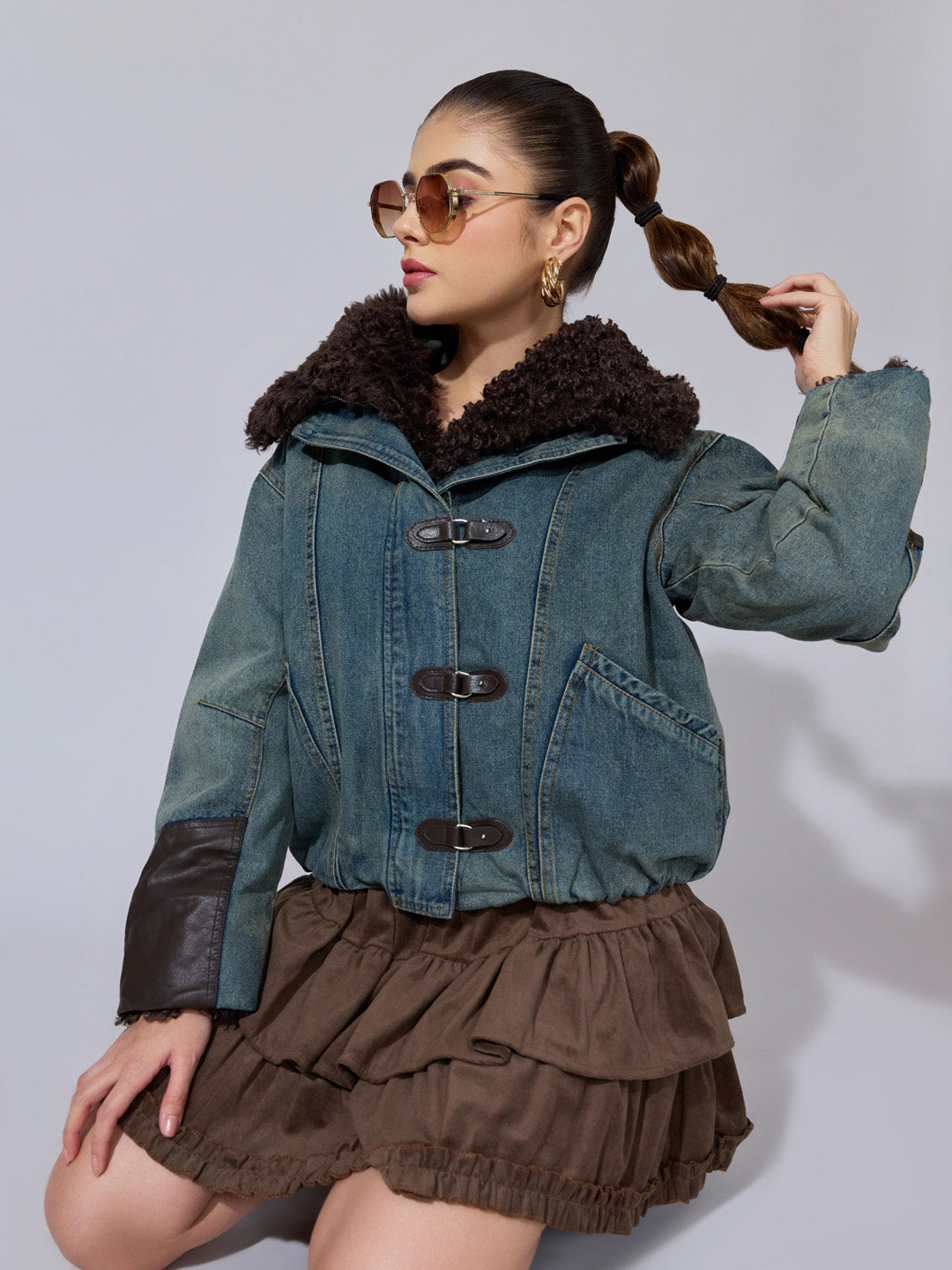 Women's Blue Denim Jacket with Faux Fur Collar & Toggle Closure