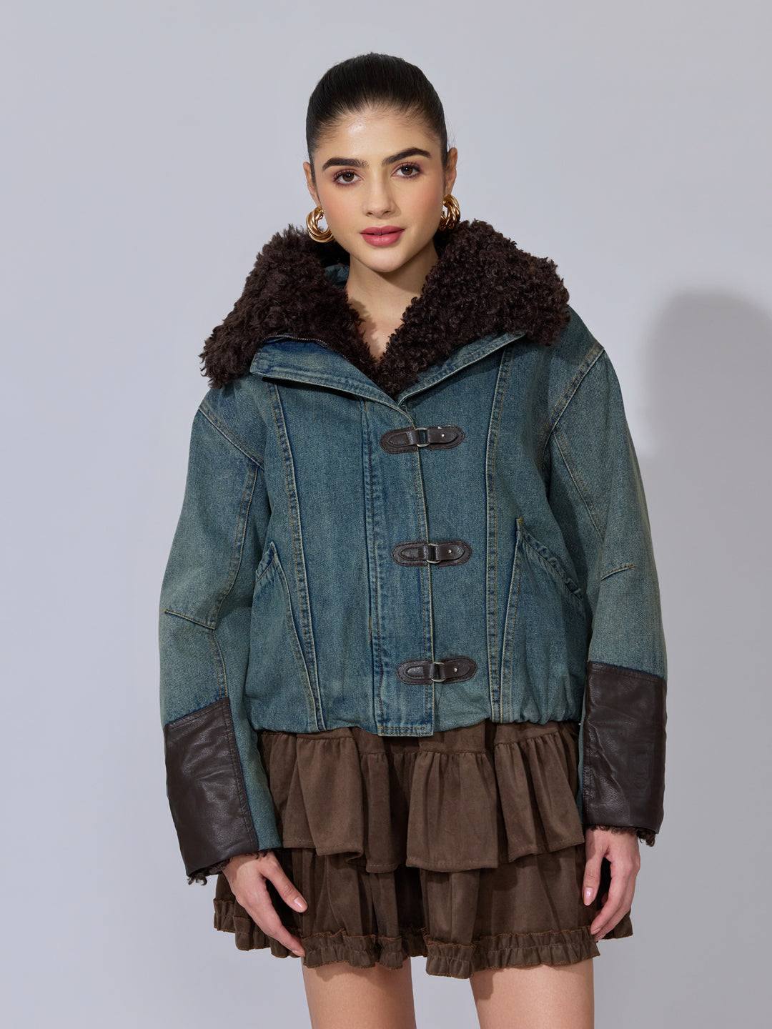 Women's Blue Denim Jacket with Faux Fur Collar & Toggle Closure