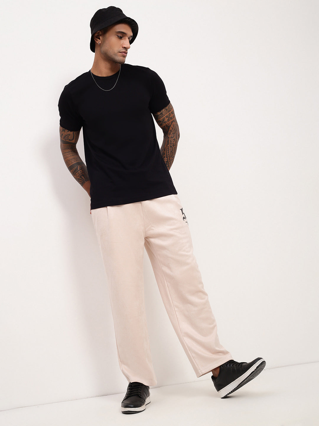 Men Cream Solid Straight Fit Trousers