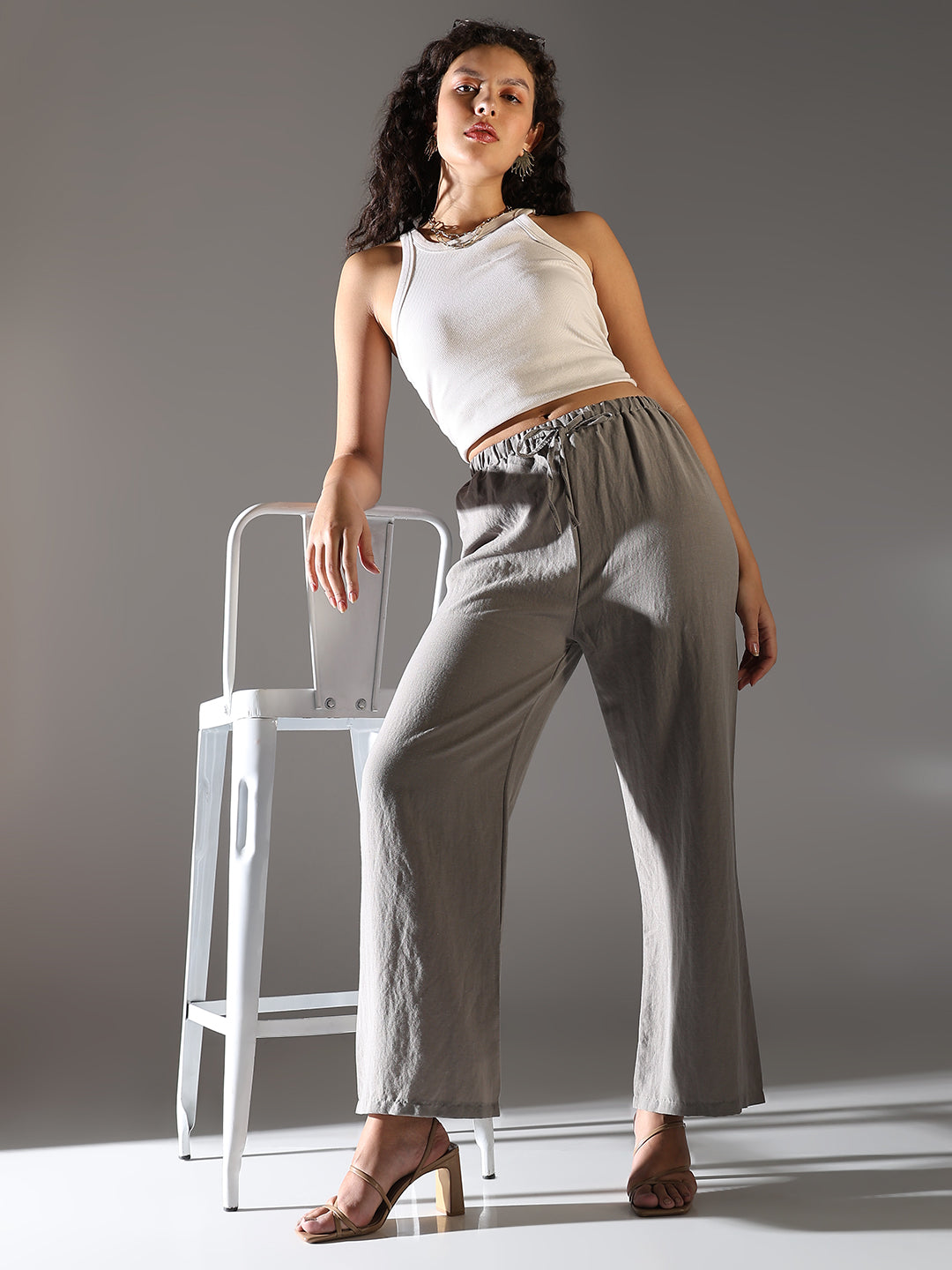 Women Grey Solid Parallel Trousers