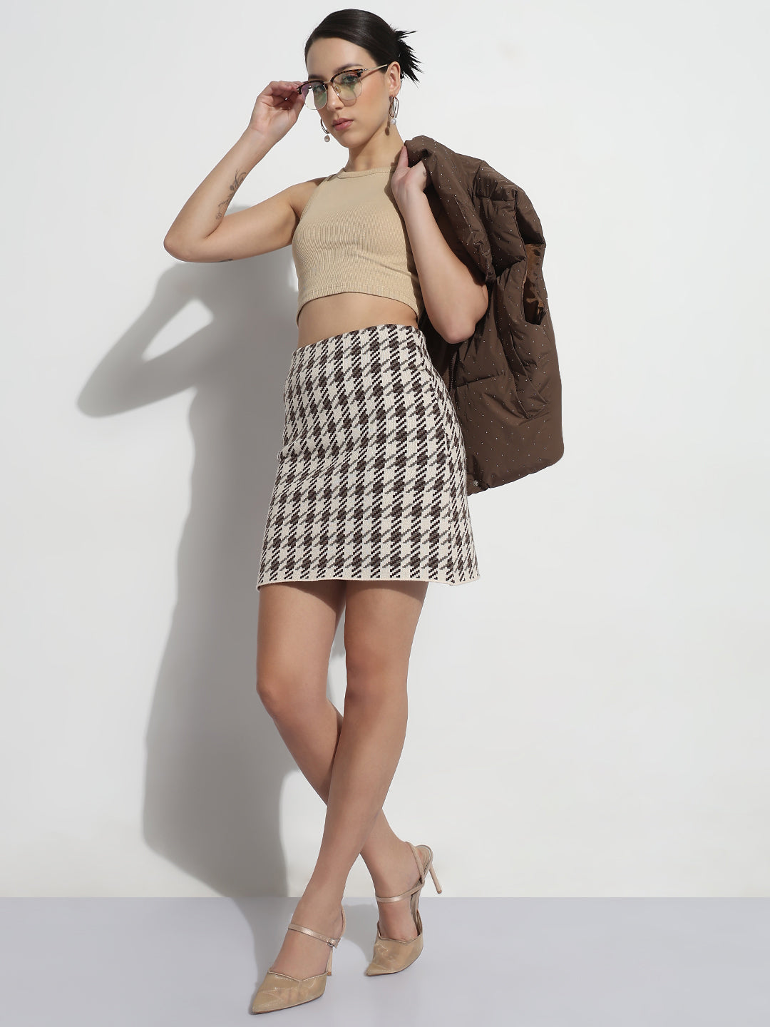 Women's Abstract Beige Straight Mini Skirt