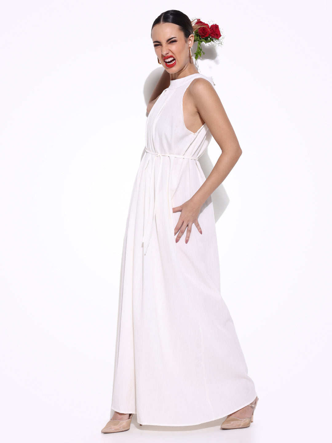 Women Solid White Fit and Flare Dress