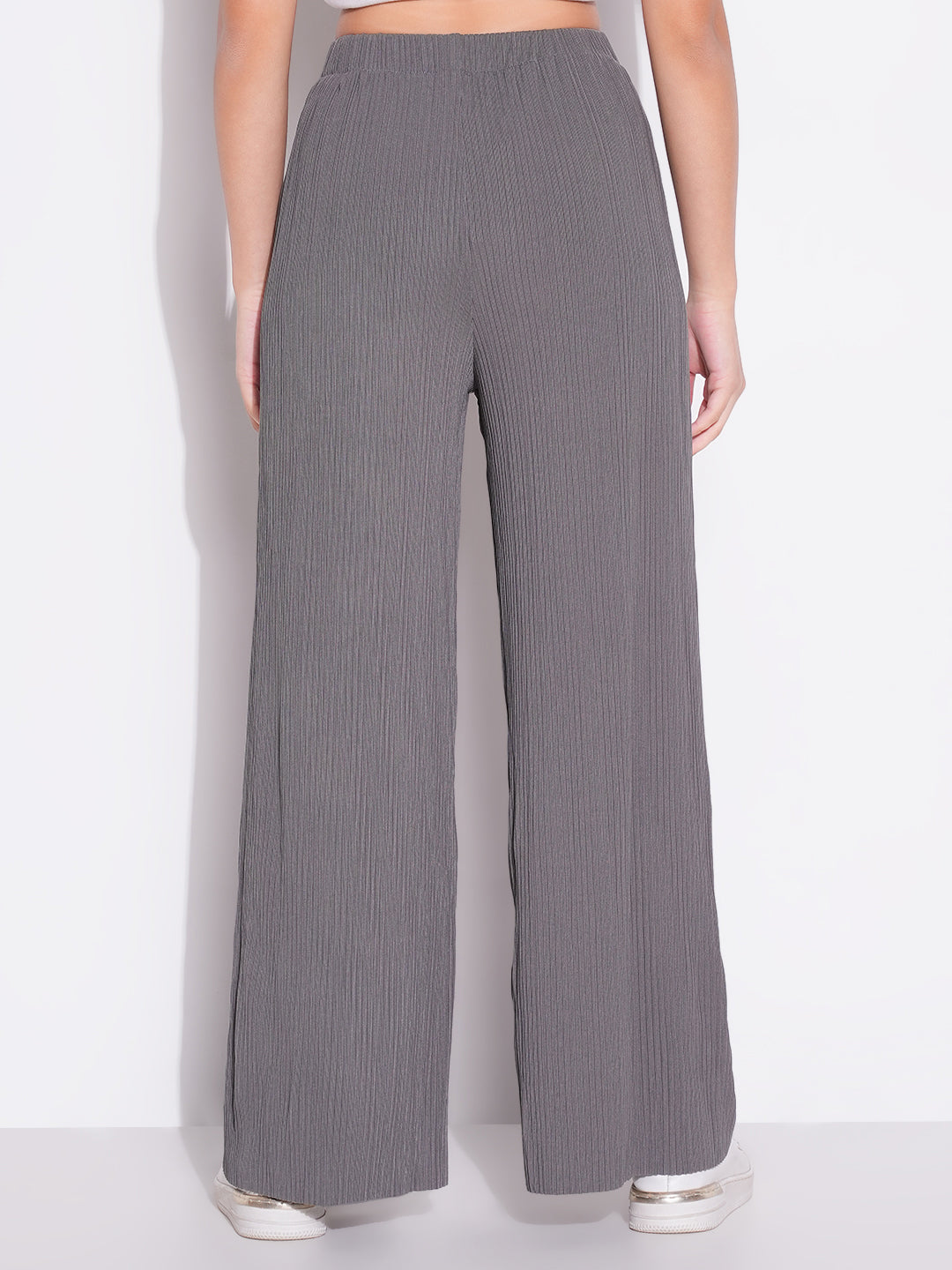 Women Grey Solid Parallel Trousers