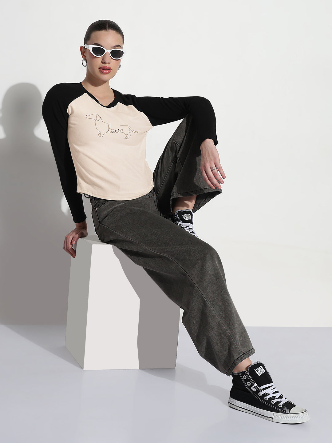 Women's Graphic Cream Round Neck Top