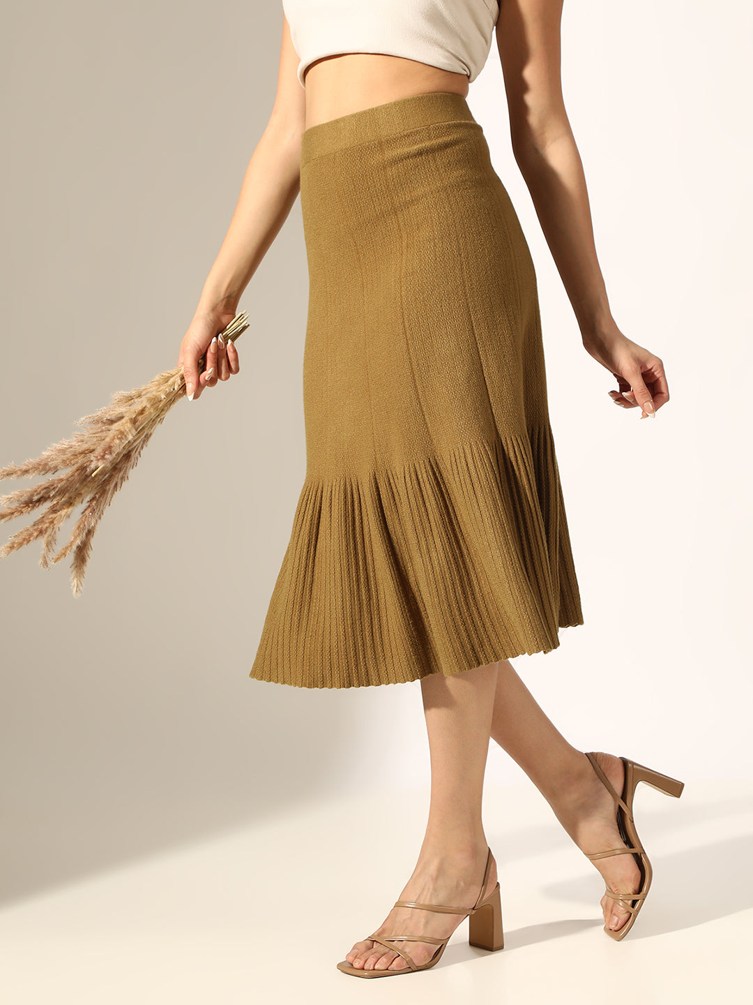 Women's Ribbed Olive Trumpet Midi Skirt