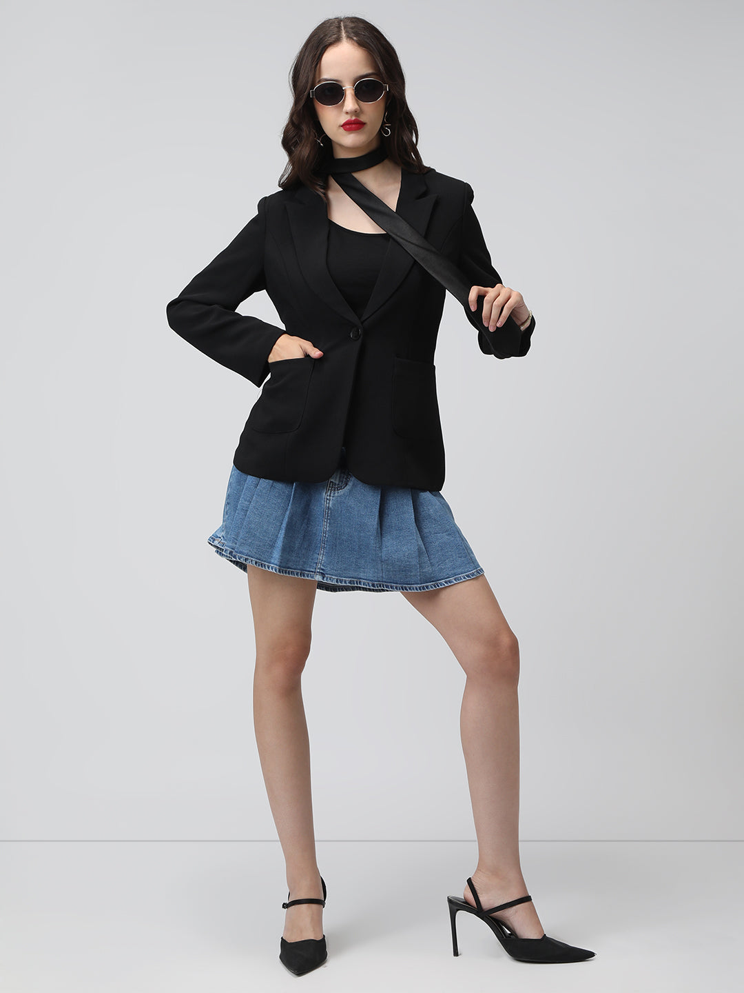 Women's Tailored Black Single Breasted Blazer