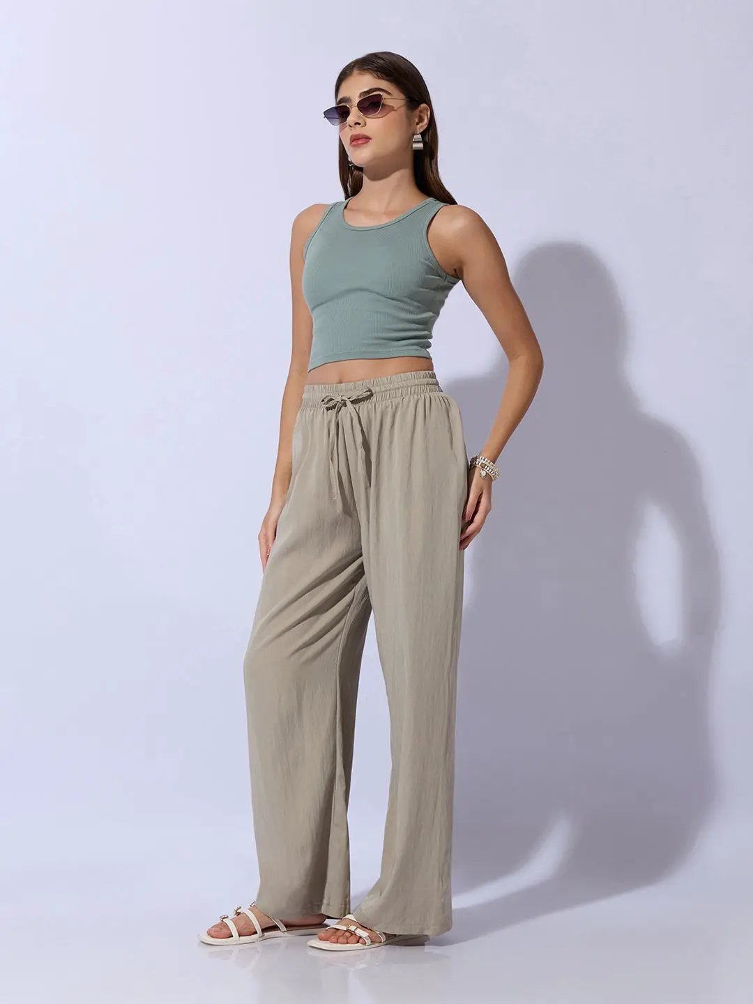 Women's Green Solid Straight Fit Parallel Palazzos - Uncategorized from SHOWOFFFF