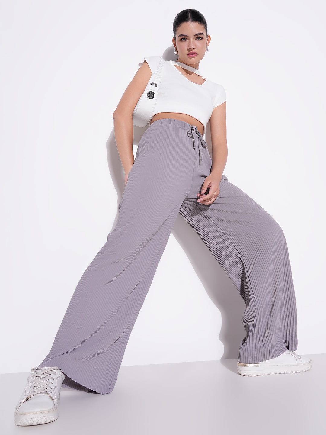 Women Grey Solid Parallel Trousers