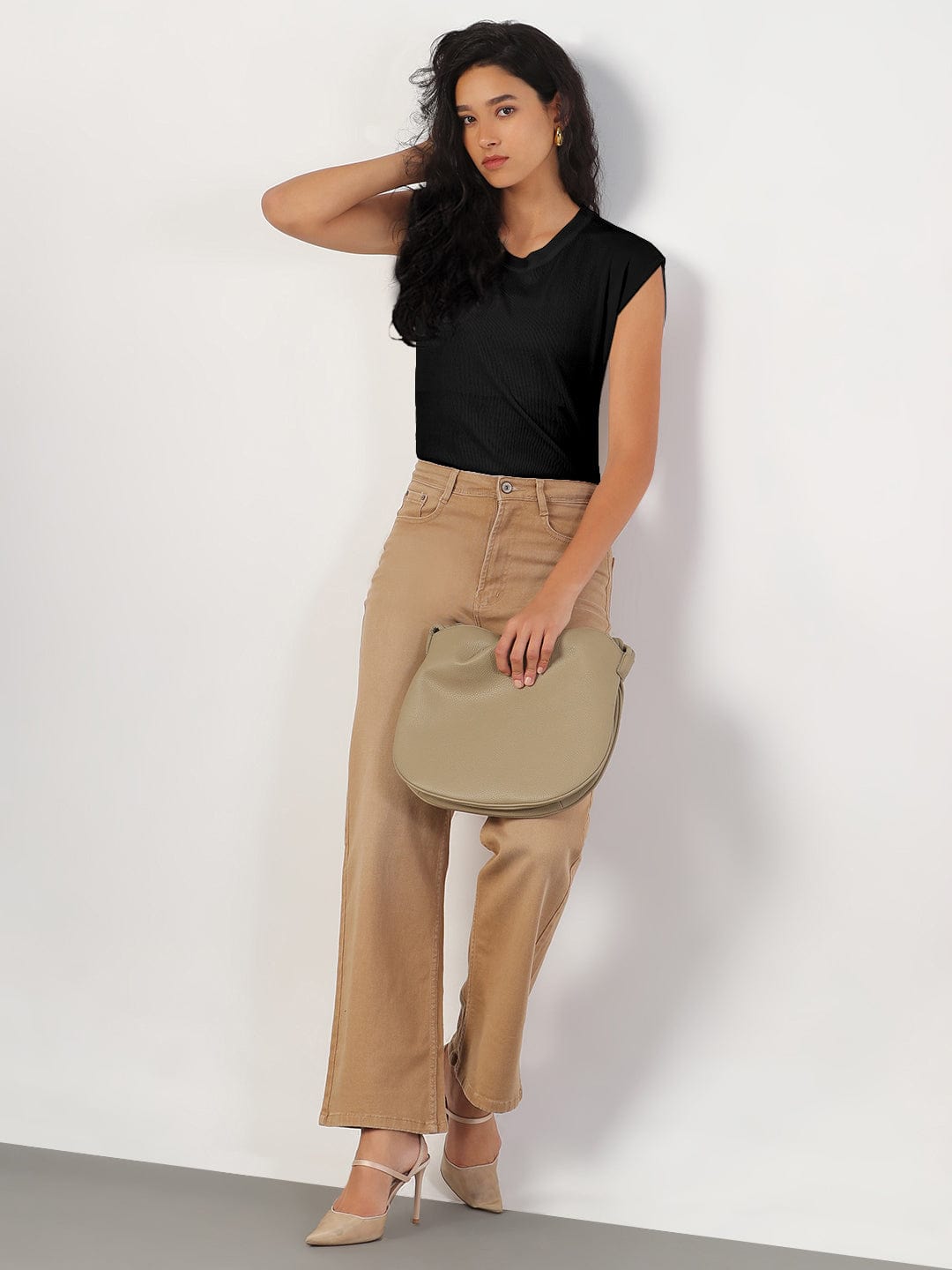 Women's Black Round Neck Top