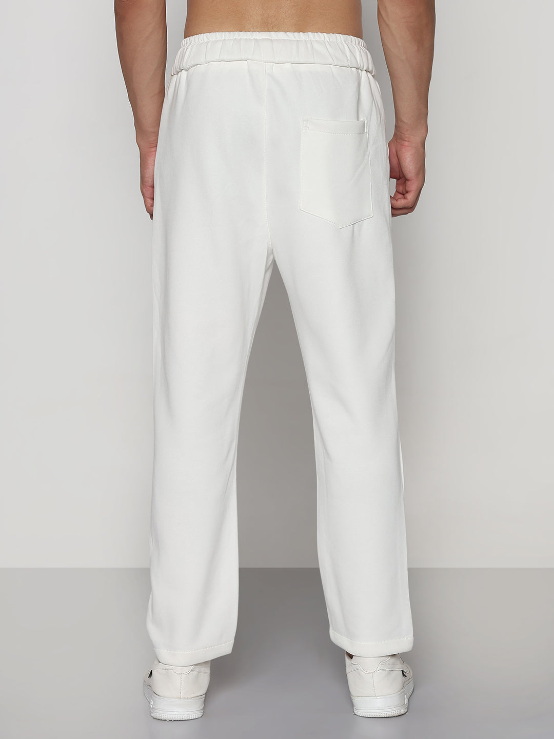 Men's White Relaxed Fit Trouser