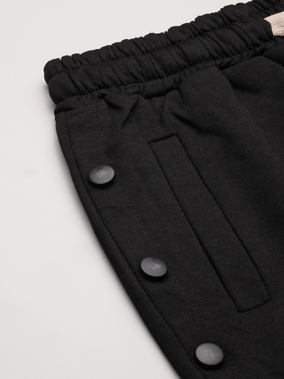 Men Black Solid Shorts