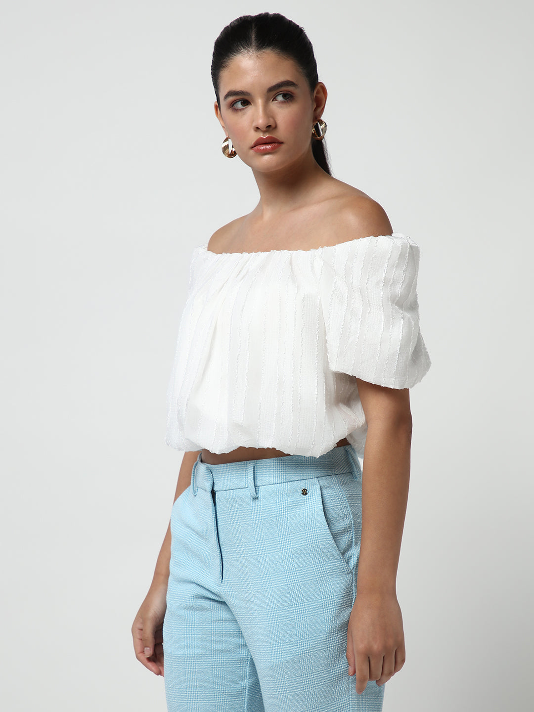 Women White Solid Blouson Crop Top