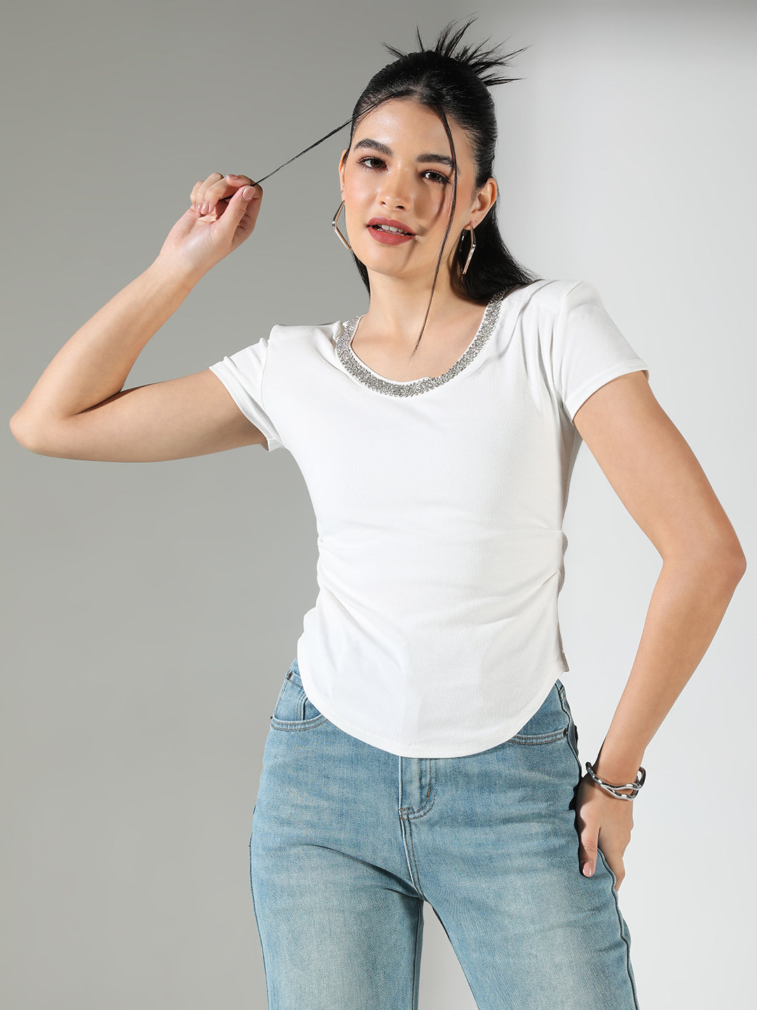 Women White Solid Top