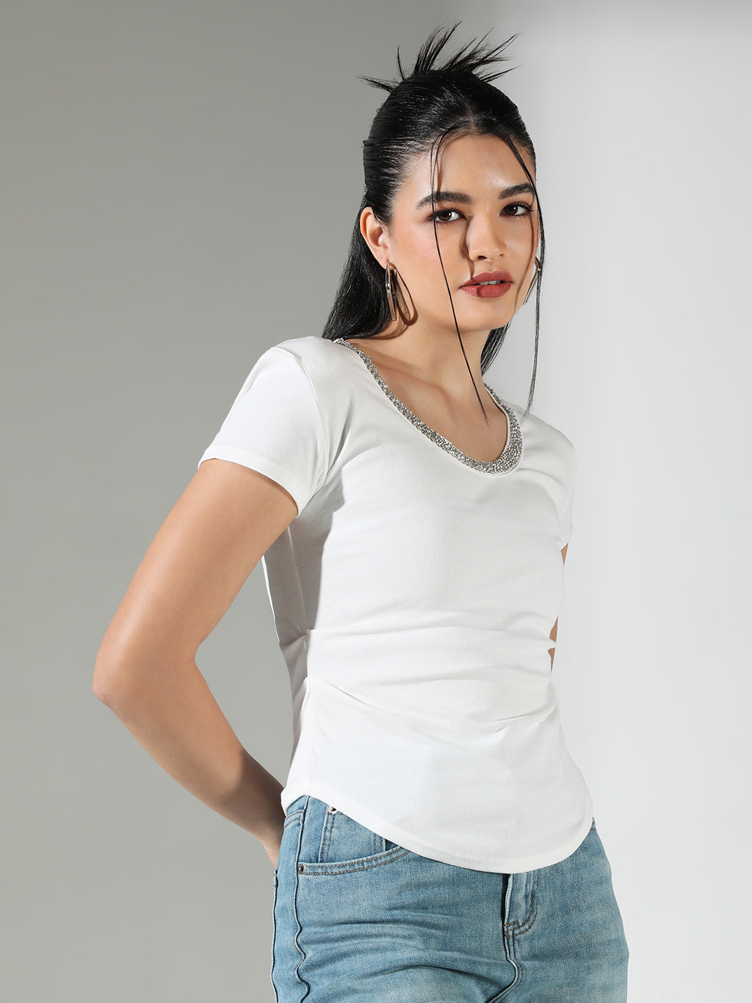 Women White Solid Top