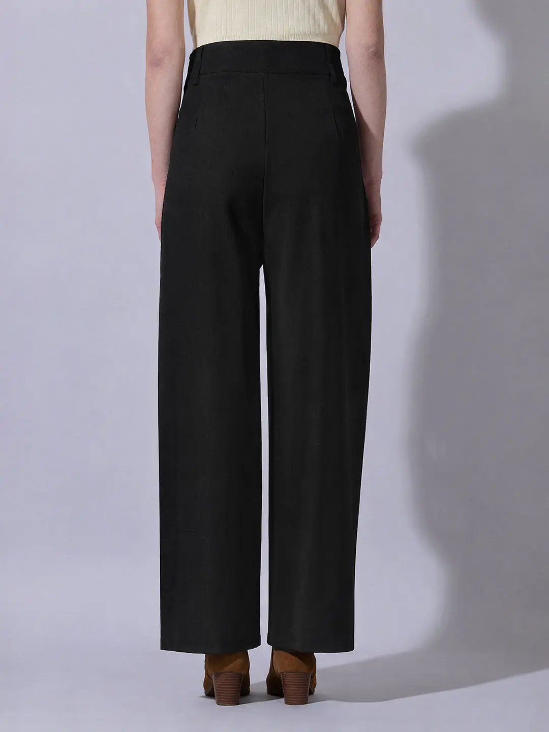 Women's Black Relaxed Fit Wide Leg Trousers - from SHOWOFFFF
