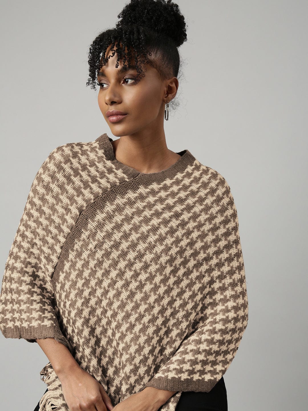Women's Beige Houndstooth Knitted Poncho with Fringe Trim
