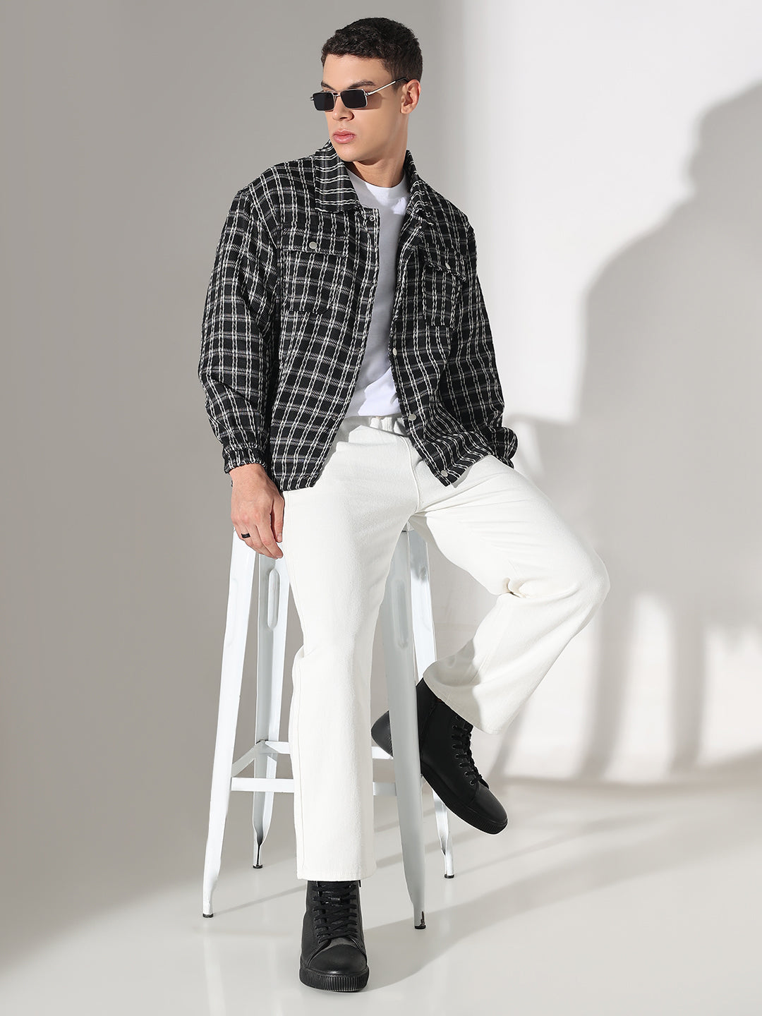 Men's Checked Black Relaxed Fit Button Down Shirt with Chest Pockets