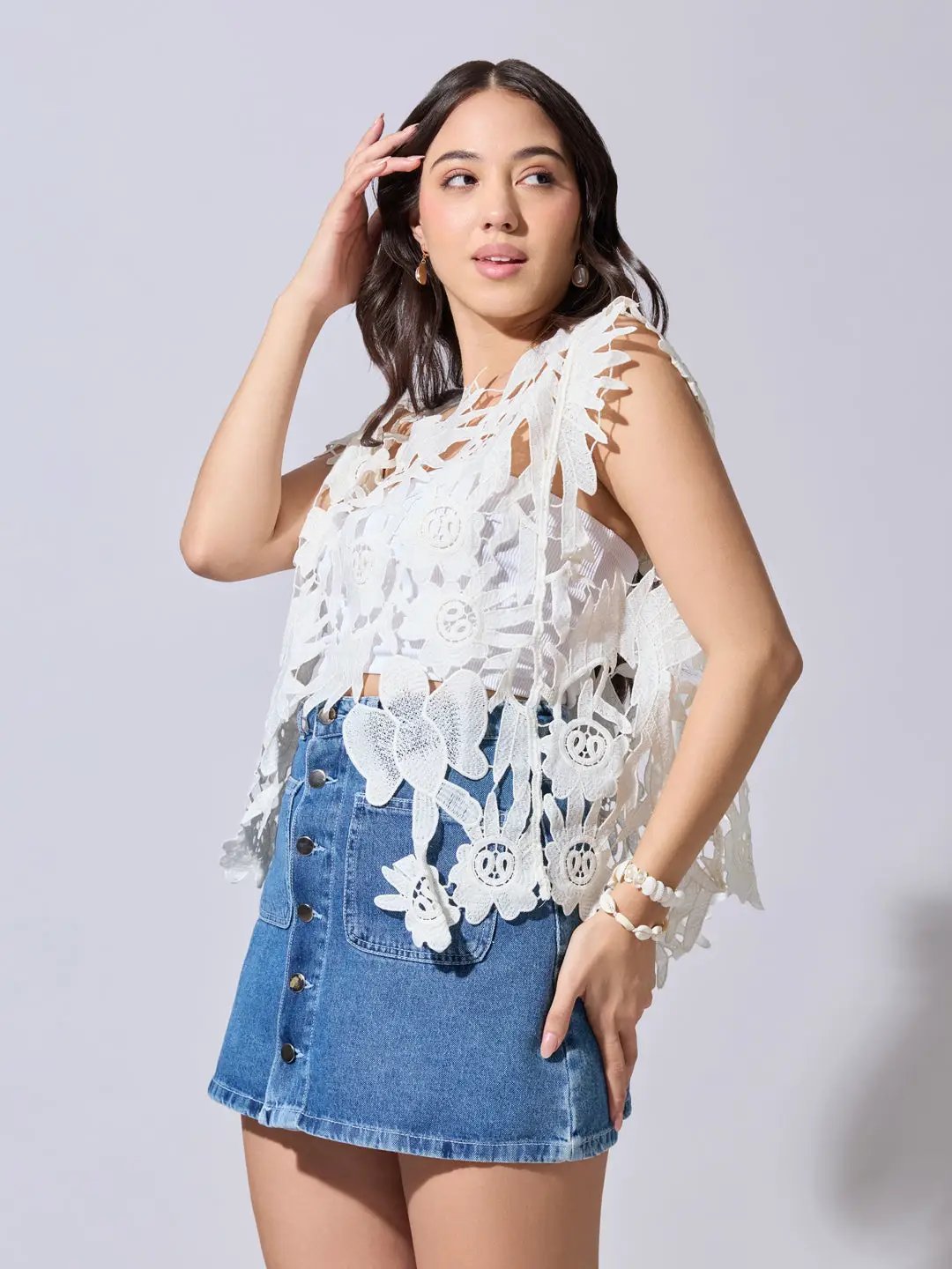 Women's White Crochet Cutwork Sleeveless Top - from SHOWOFFFF