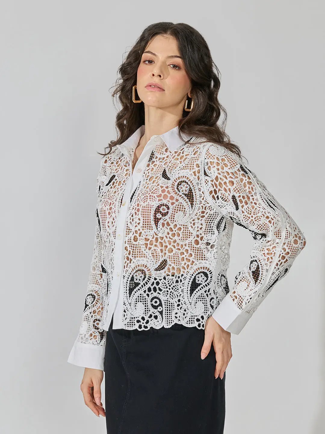 Women's White Paisley Crochet Shirt with Contrast Collar