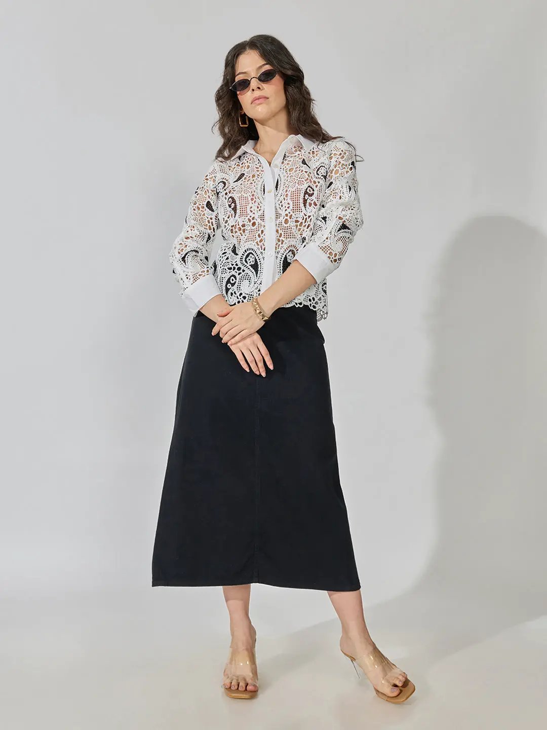 Women's White Paisley Crochet Shirt with Contrast Collar