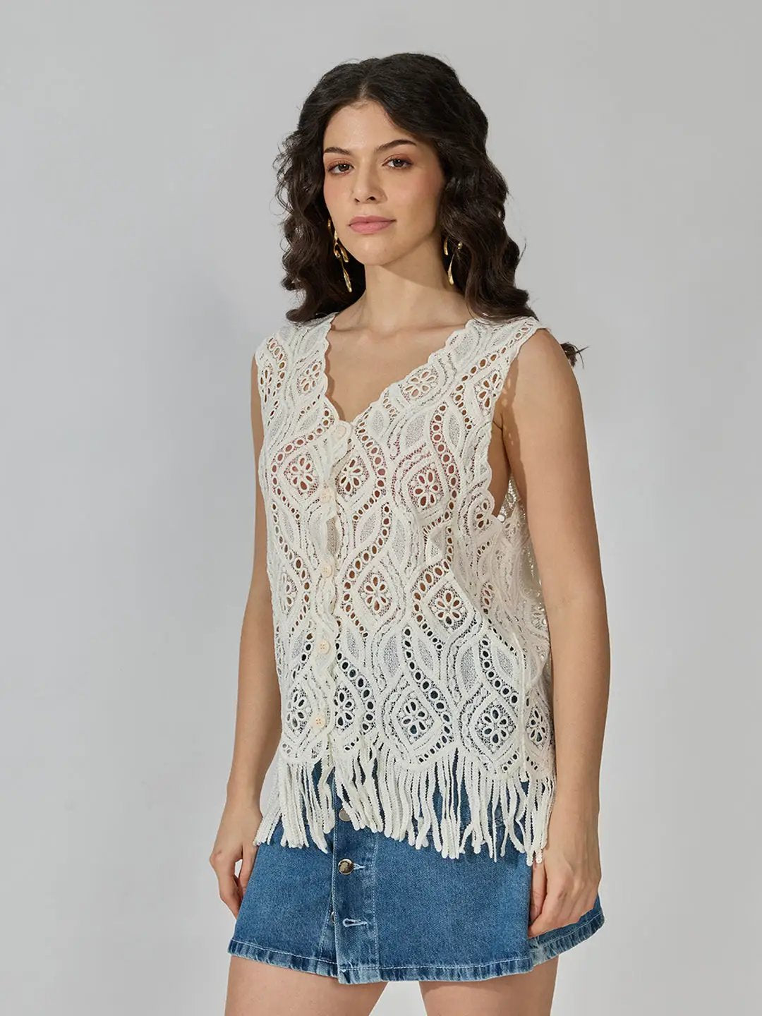 Women's Cream Crochet Sleeveless Fringe Hem Button-Front Top