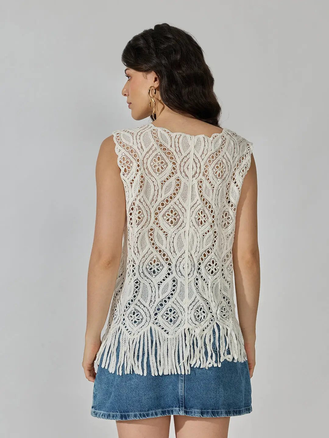 Women's Cream Crochet Sleeveless Fringe Hem Button-Front Top